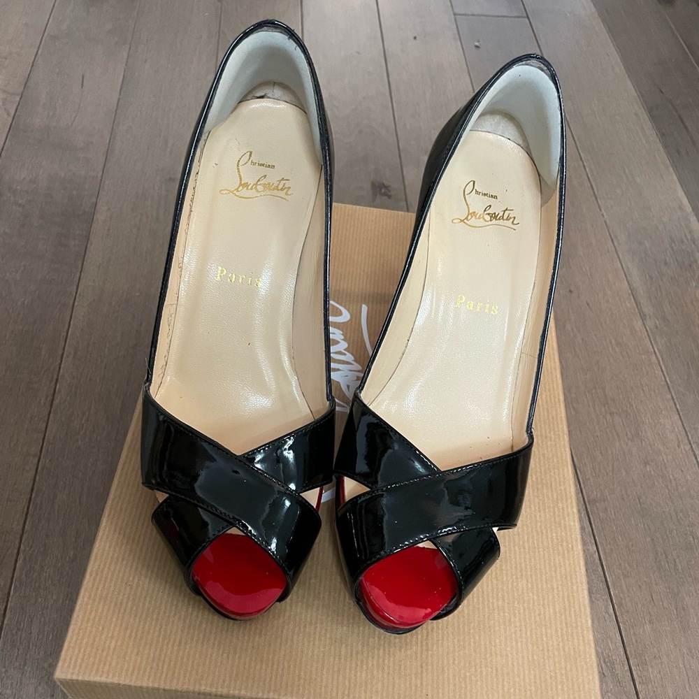 Christian Louboutin Shelley 90 Patent Calf Size 7.5